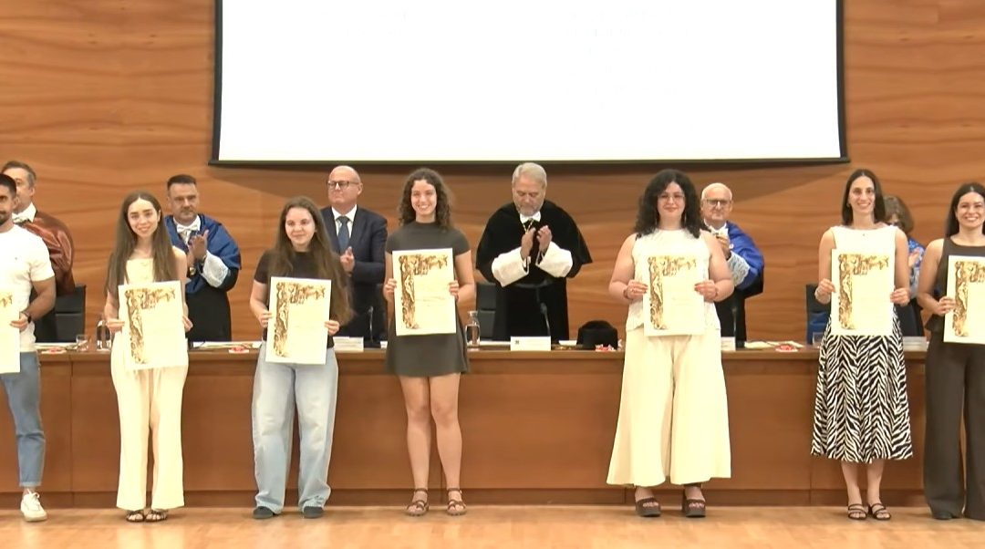 Natalia García recibe el Premio Extraordinario de Máster del curso 2025-2026